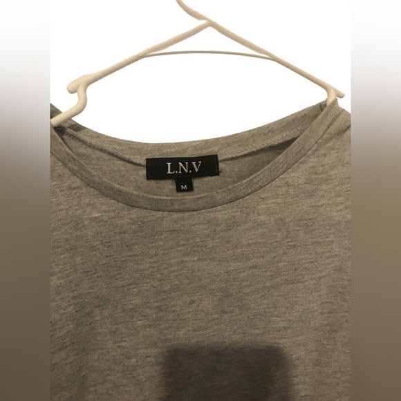L NV size medium tshirt dress in gray with blue cuffs - Picture 4 of 9